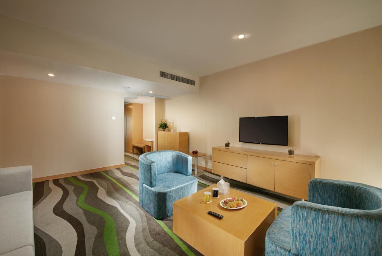 Holiday Inn Express Tangshan Downtown By Ihg المظهر الخارجي الصورة