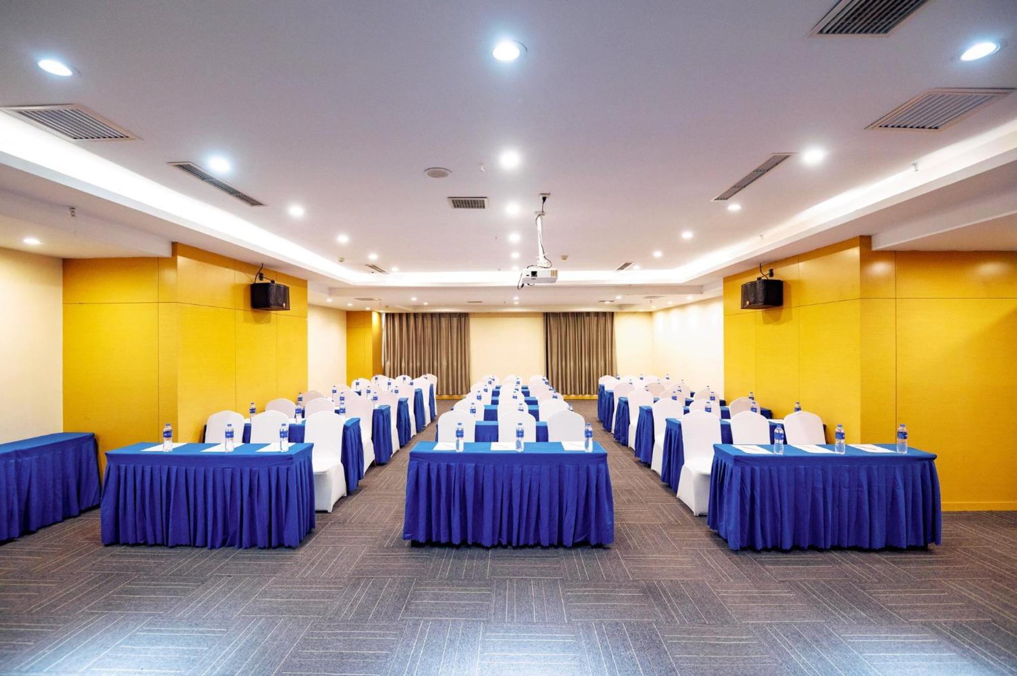 Holiday Inn Express Tangshan Downtown By Ihg المظهر الخارجي الصورة