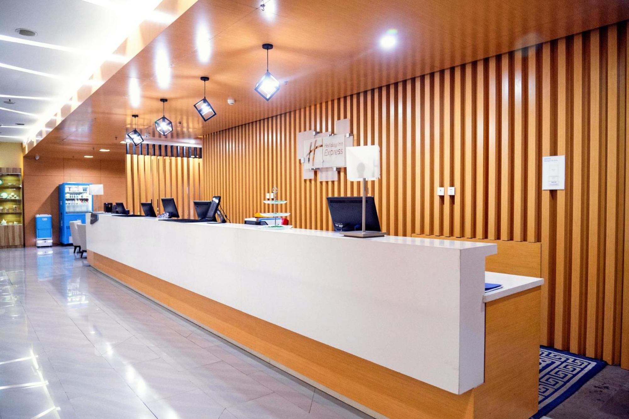 Holiday Inn Express Tangshan Downtown By Ihg المظهر الخارجي الصورة